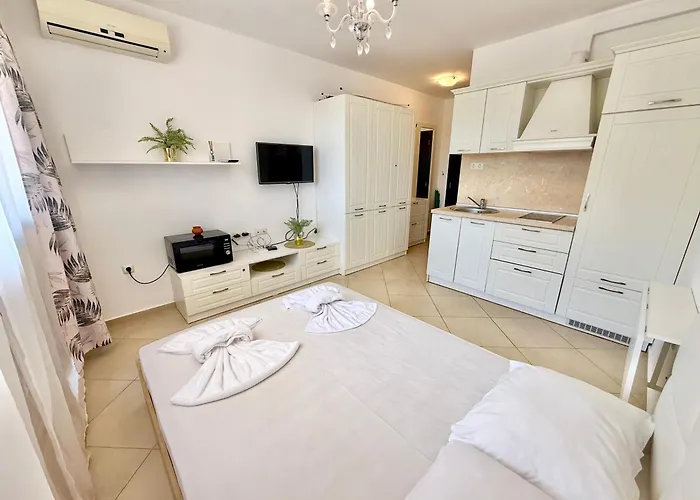 Menada In Cascadas Appart hôtel Slantchev Briag